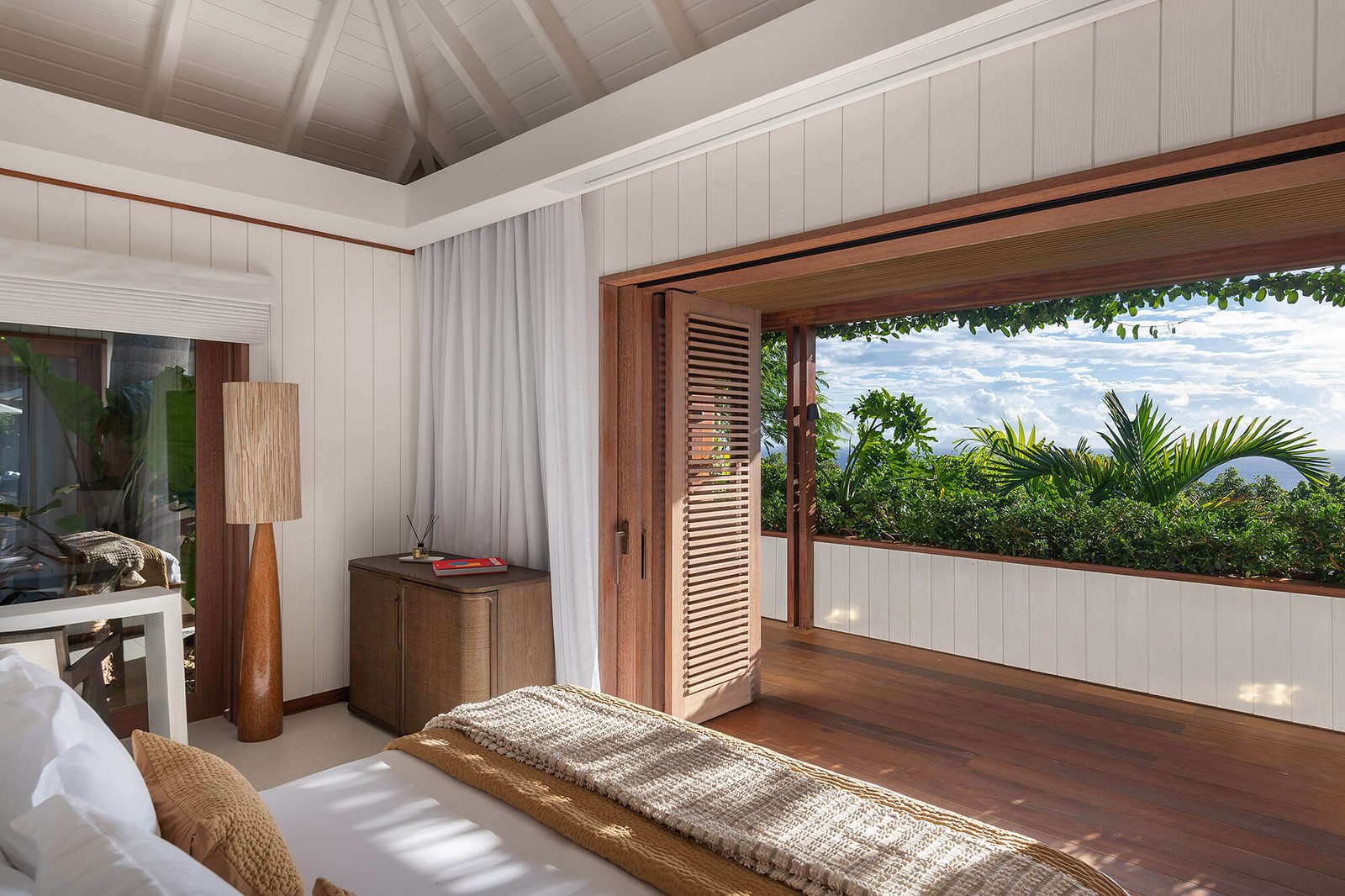 st-barth-villa-rental-VILLA-AURA-STBARTS-MYVILLAINSTBARTH-BEDROOM3_2