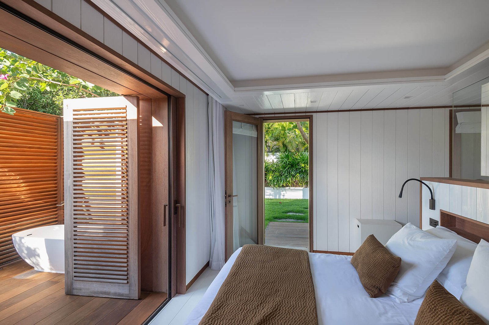 st-barth-villa-rental-VILLA-AURA-STBARTS-MYVILLAINSTBARTH-BEDROOM6_1