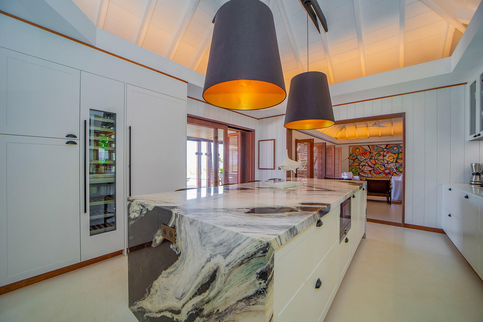 st-barth-villa-rental-VILLA-AURA-STBARTS-MYVILLAINSTBARTH-KITCHEN-DINING-AREA_7