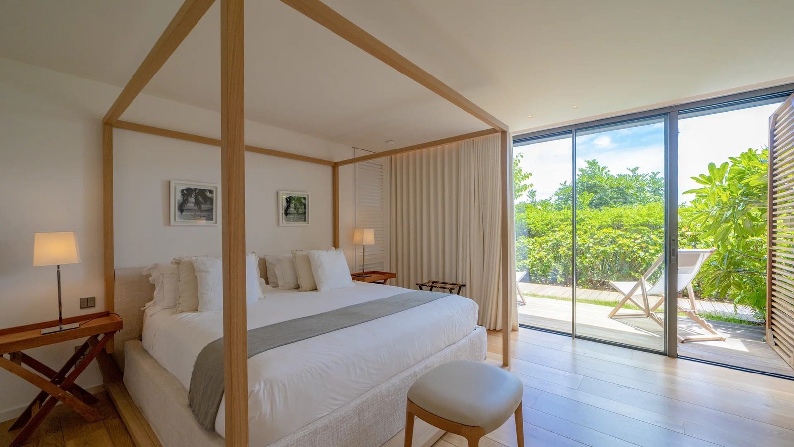 st-barth-villa-rental-VILLA-LES-ROCHES-STBARTS-MYVILLAINSTBARTH-BEDROOM4_3