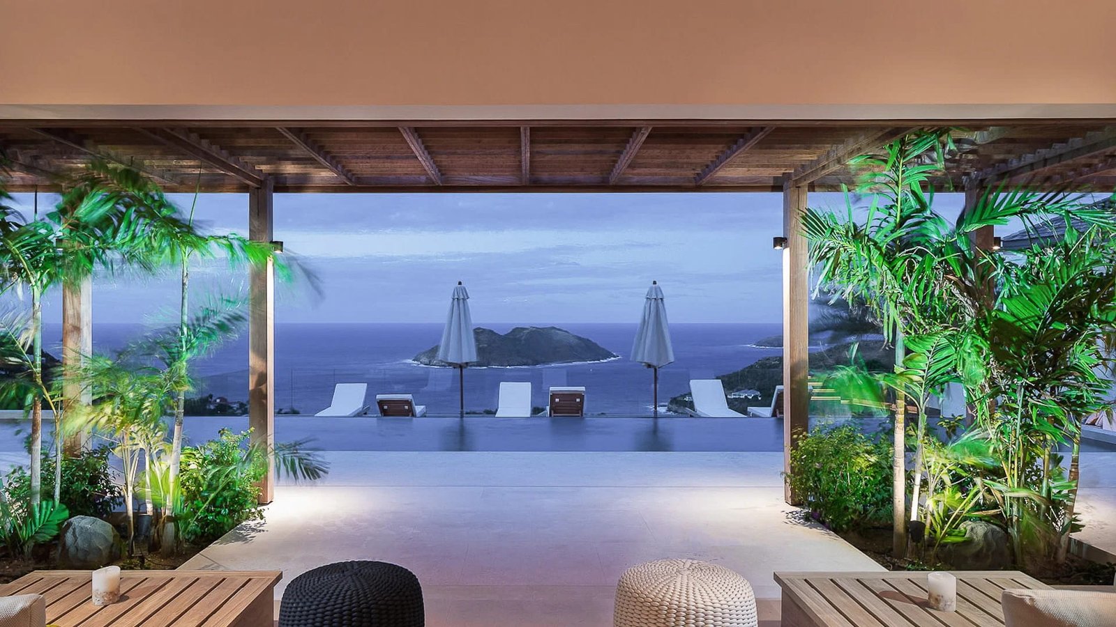 st-barth-villa-rental-VILLA-LES-ROCHES-STBARTS-MYVILLAINSTBARTH-BY-NIGHT_1