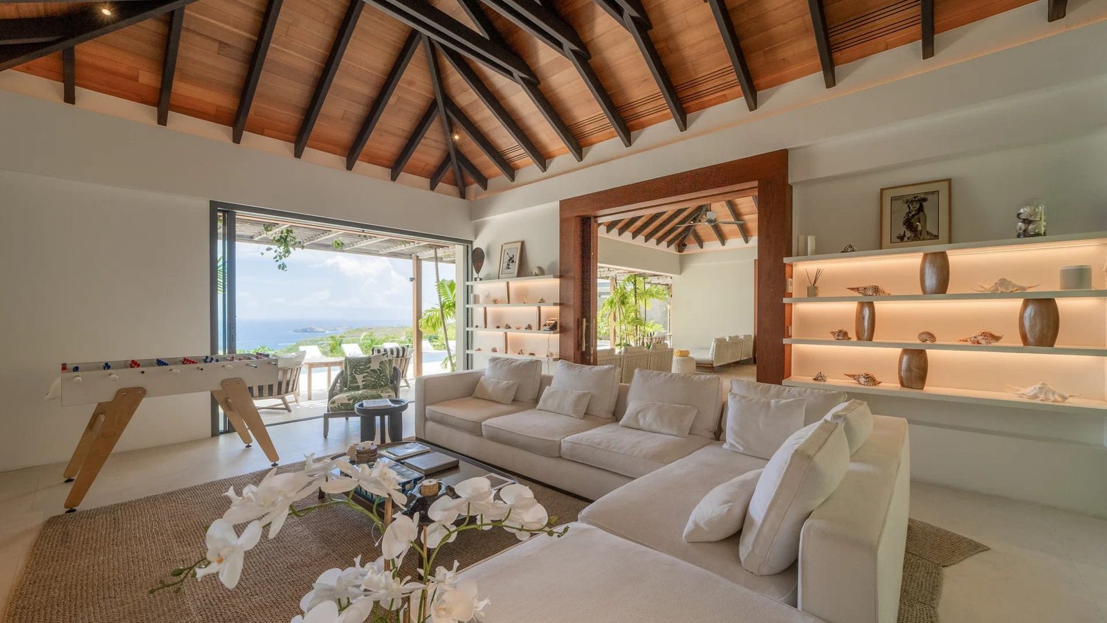 st-barth-villa-rental-VILLA-LES-ROCHES-STBARTS-MYVILLAINSTBARTH-LIVING-AREA_3