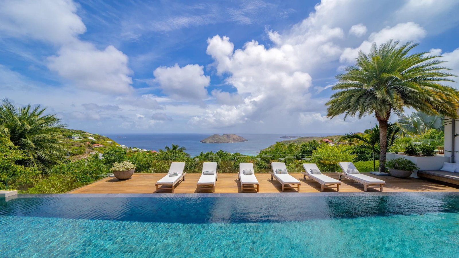 st-barth-villa-rental-VILLA-LES-ROCHES-STBARTS-MYVILLAINSTBARTH-POOL-TERRACE_1