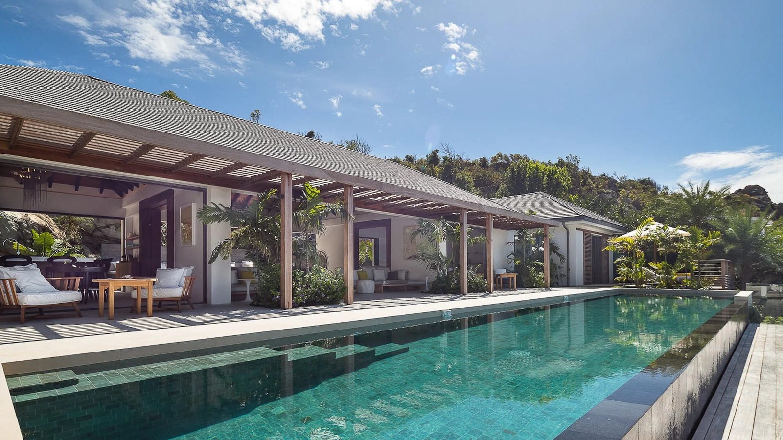 st-barth-villa-rental-VILLA-LES-ROCHES-STBARTS-MYVILLAINSTBARTH-POOL-TERRACE_11
