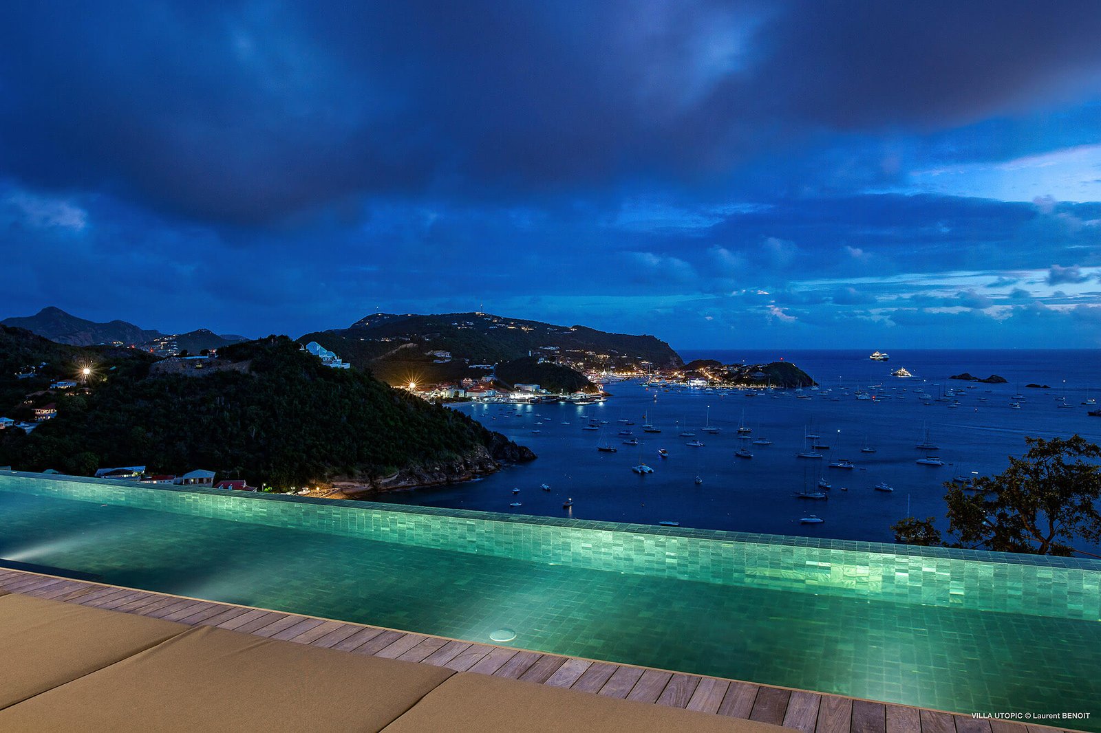 st-barth-villa-rental-VILLA-UTOPIC-STBARTS-MYVILLAINSTBARTH-BY-NIGHT_10